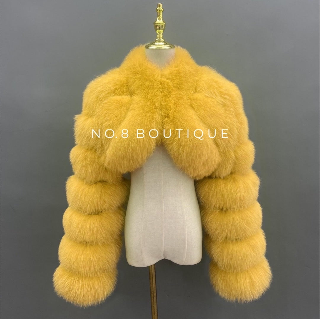 chic scallop cropped faux fur jacket for a modern look