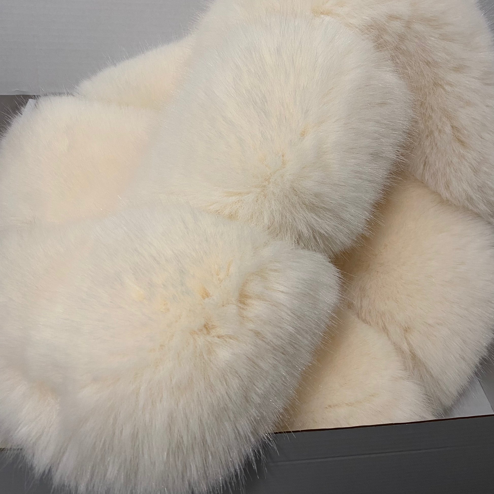 Classic bridal stole in soft premium faux fur