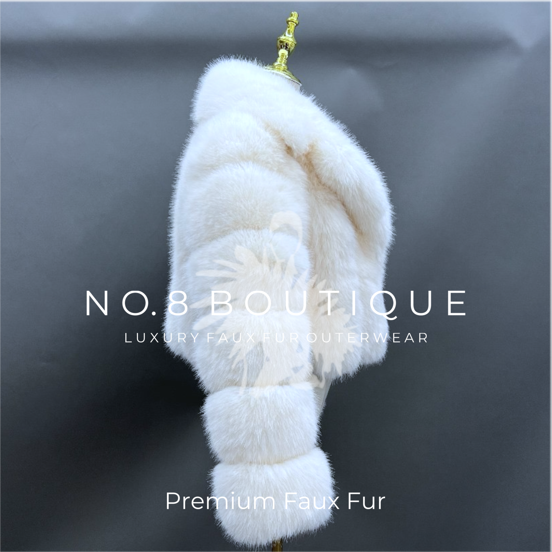 Elegant London bridal jacket in faux fur with plush collar