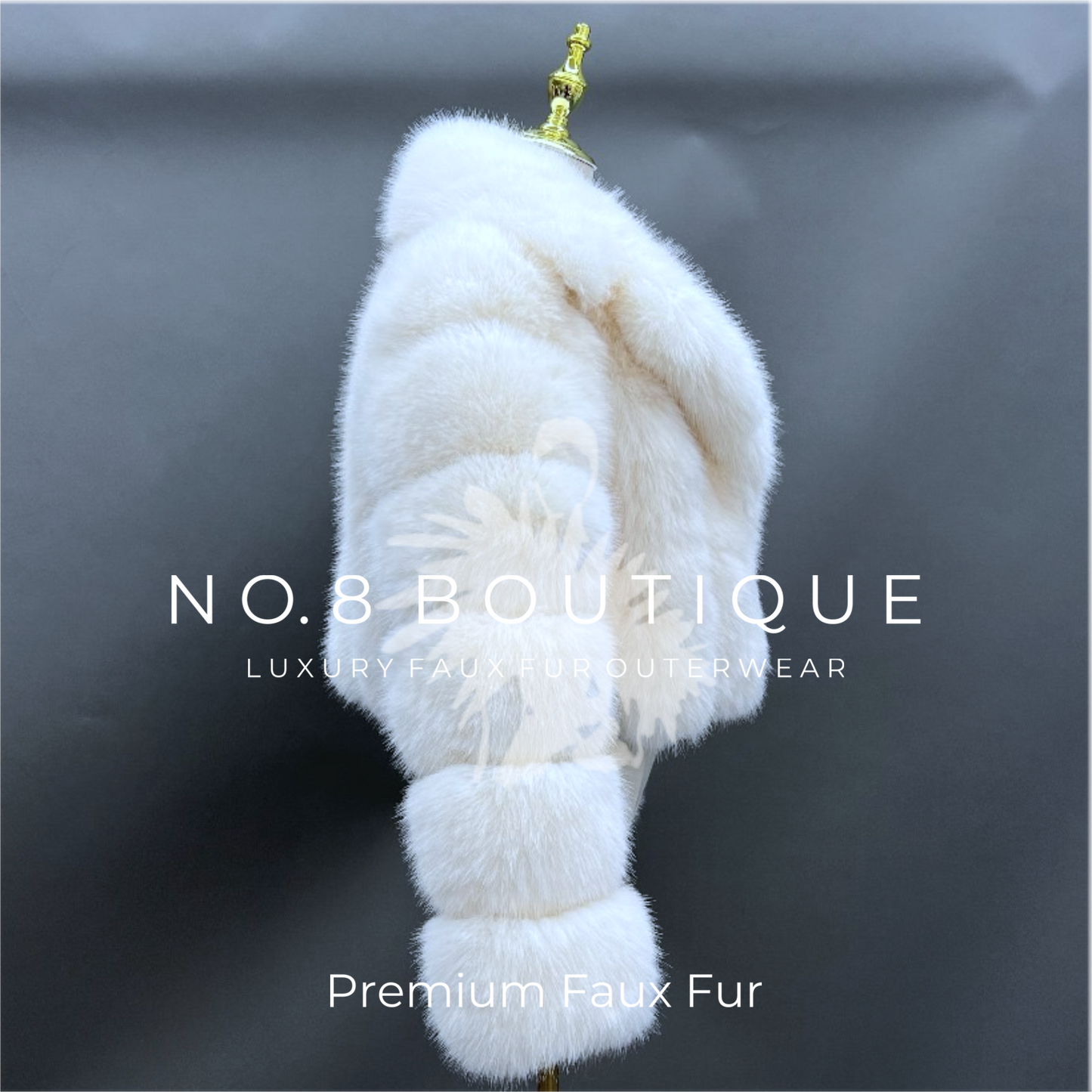 Elegant short faux fur jacket from London with plush collar