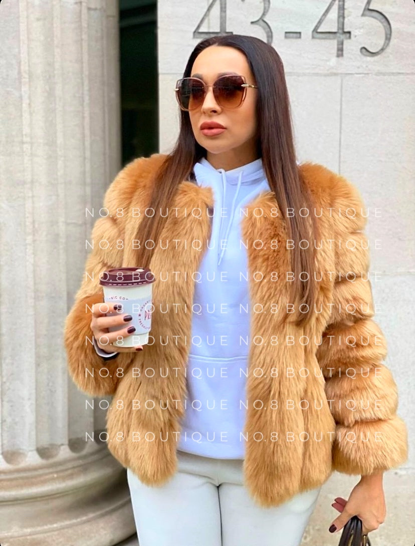 Luxurious Vienna faux fur jacket with precise straight rows