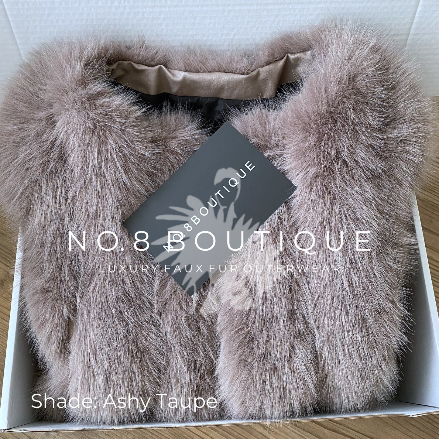 Stylish Vienna faux fur jacket with sleek and straight rows