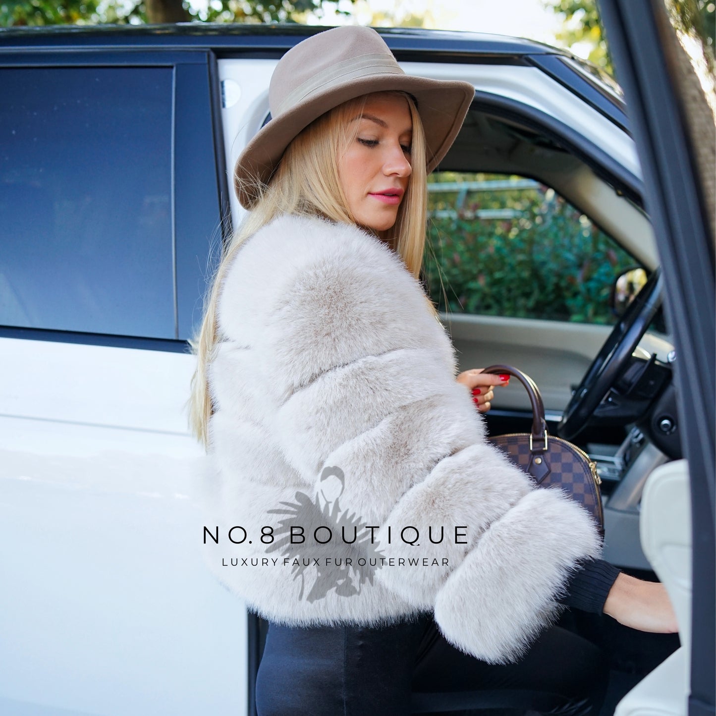 Trendy beige faux fur jacket with a minimalist 5-row design