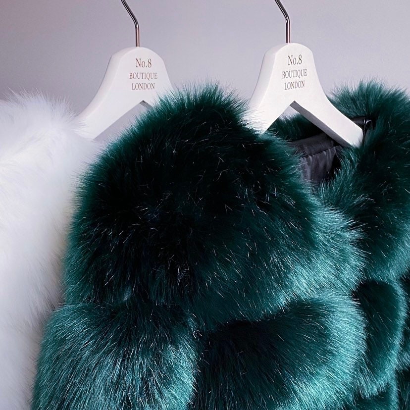 Minimalist emerald green faux fur jacket, 5-row style