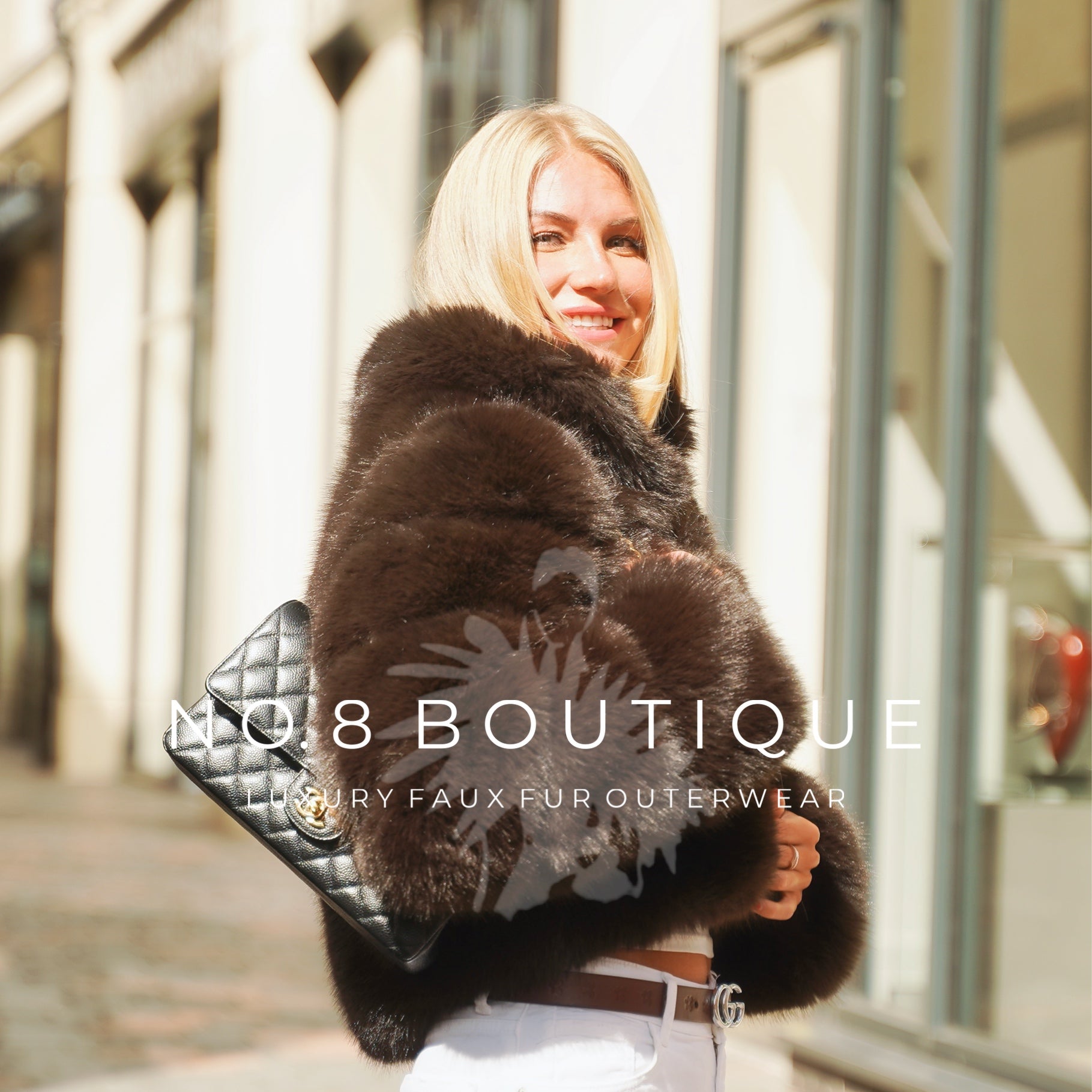 Fashionable cropped collar faux fur jacket with 3 rows