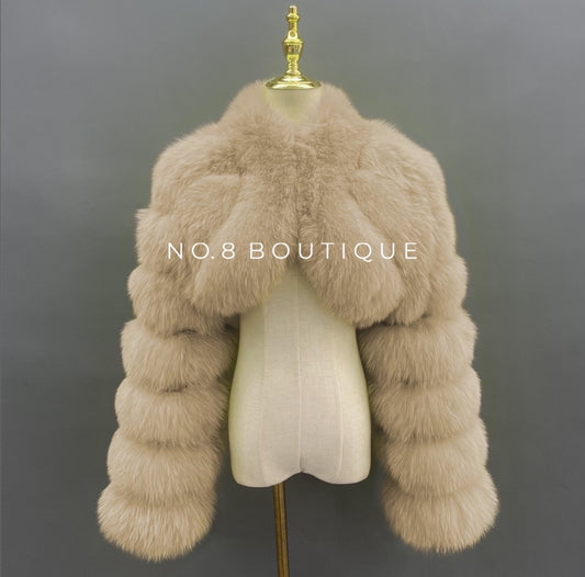 Winter chic scallop cropped faux fur jacket for stylish warmth