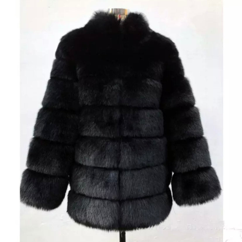 Chelsea 7 row collar faux fur coat