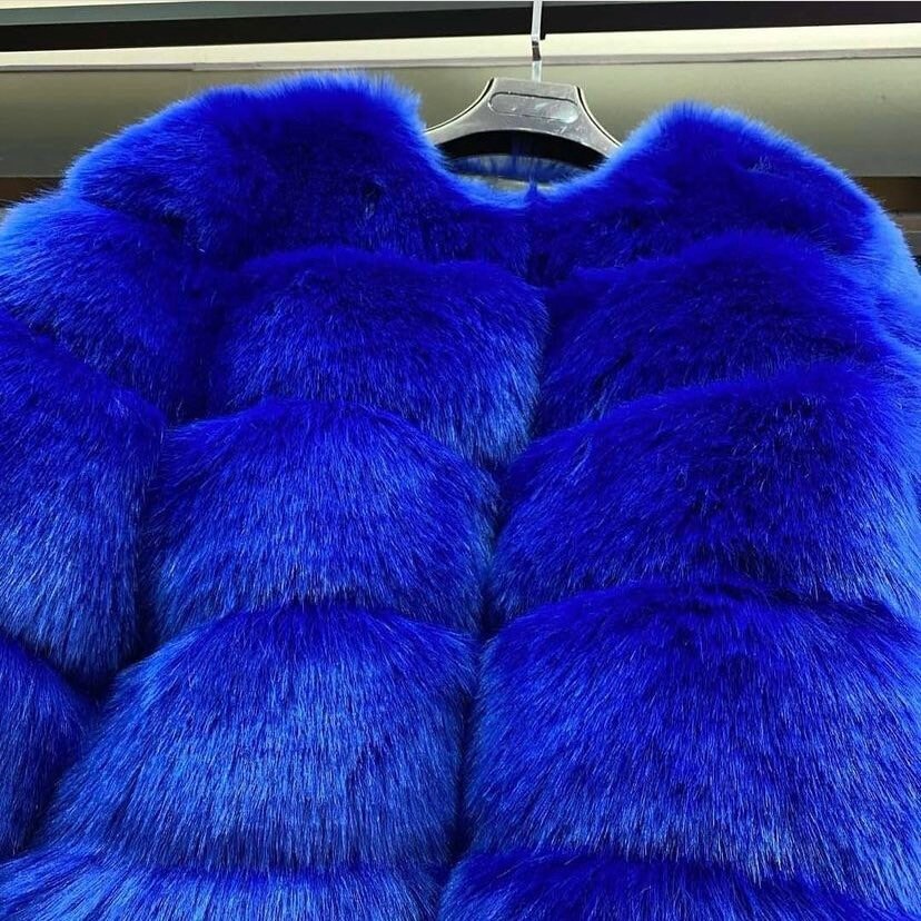 Fashion-forward sapphire blue faux fur jacket with 5-row pattern