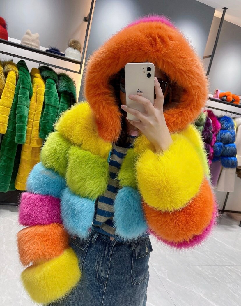 Amazon.com: Women's Furry Fur Coat Winter Warm Thick Faux Fur Coats Long  Sleeve Outerwear Slim Fashion Hooded Cropped Jacket : Ropa, Zapatos y  Joyería