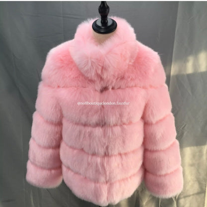 Winter chic Chelsea faux fur coat with elegant collar